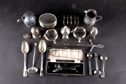 Lot 341 - A mixed group of small silver items to include...