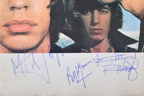 Lot 267 - The Rolling Stone: a 1976 Black & Blue signed...
