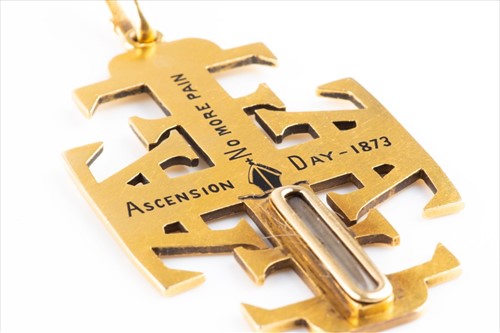 Lot 454 - An unusual mourning Cross pendant possibly by...