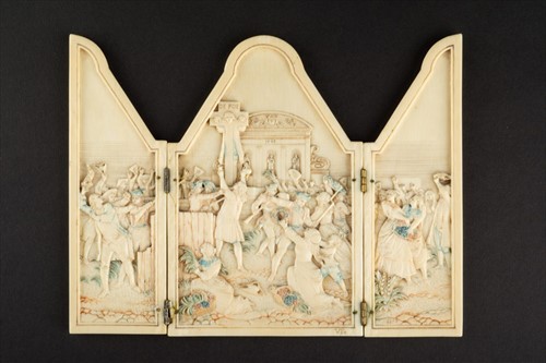 Lot 306 - A French Dieppe ivory triptych of Daniel Defoe...