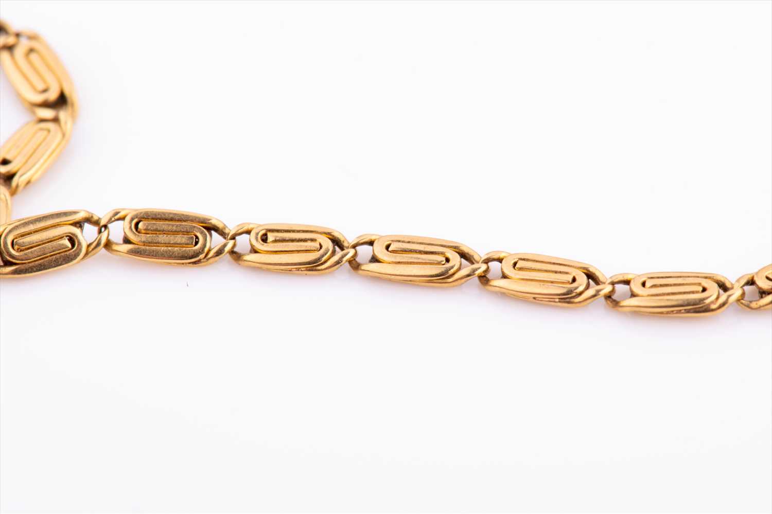 Lot 504 - A long multi-strand chain necklace (a/f),