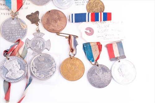 Lot 250 - A collection of WWII medals in original boxes...