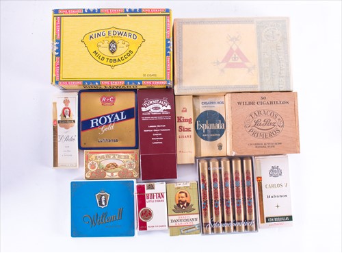 Lot 227 - A group of boxed sets and partial sets of...