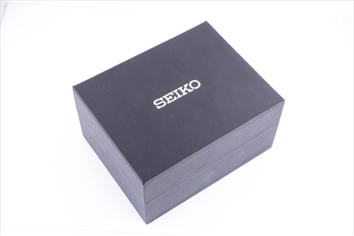 Lot 305 - A Seiko Air Diver Special Edition Prospex...