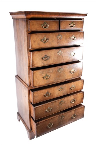 Lot 118 - A George III chest on chest the moulded...