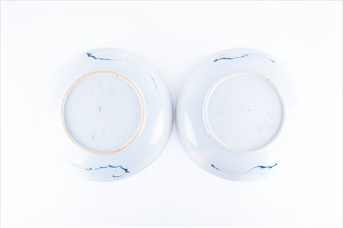 Lot 174 - A pair of Kangxi blue and white porcelain...
