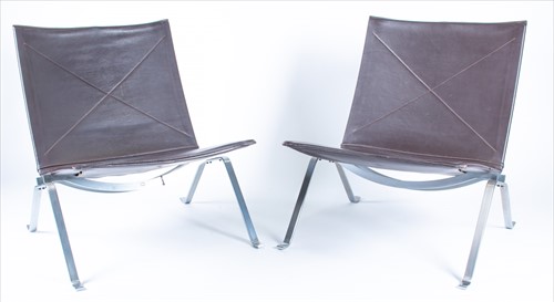Lot 132 - A pair of Paul Kjaerholm 'PK22' chairs from a...