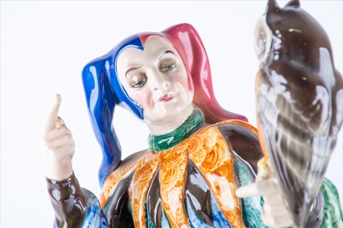 Lot 246 - A 1920s Goldscheider large ceramic figure by...