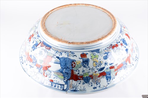 Lot 225 - A very large late Qing dynasty doucai bowl of...