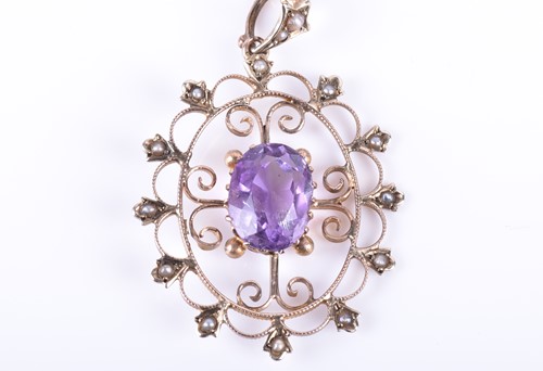 Lot 151 - A Victorian 9ct yellow gold, amethyst, and...