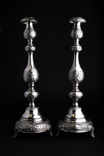 Lot 350 - A pair of early 20th century Judaica silver...