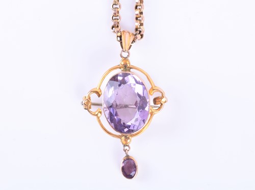 Lot 279 - A Victorian yellow gold and amethyst drop...