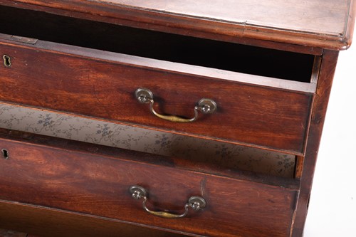 Lot 96 - A George III mahogany bachelors chest, the...