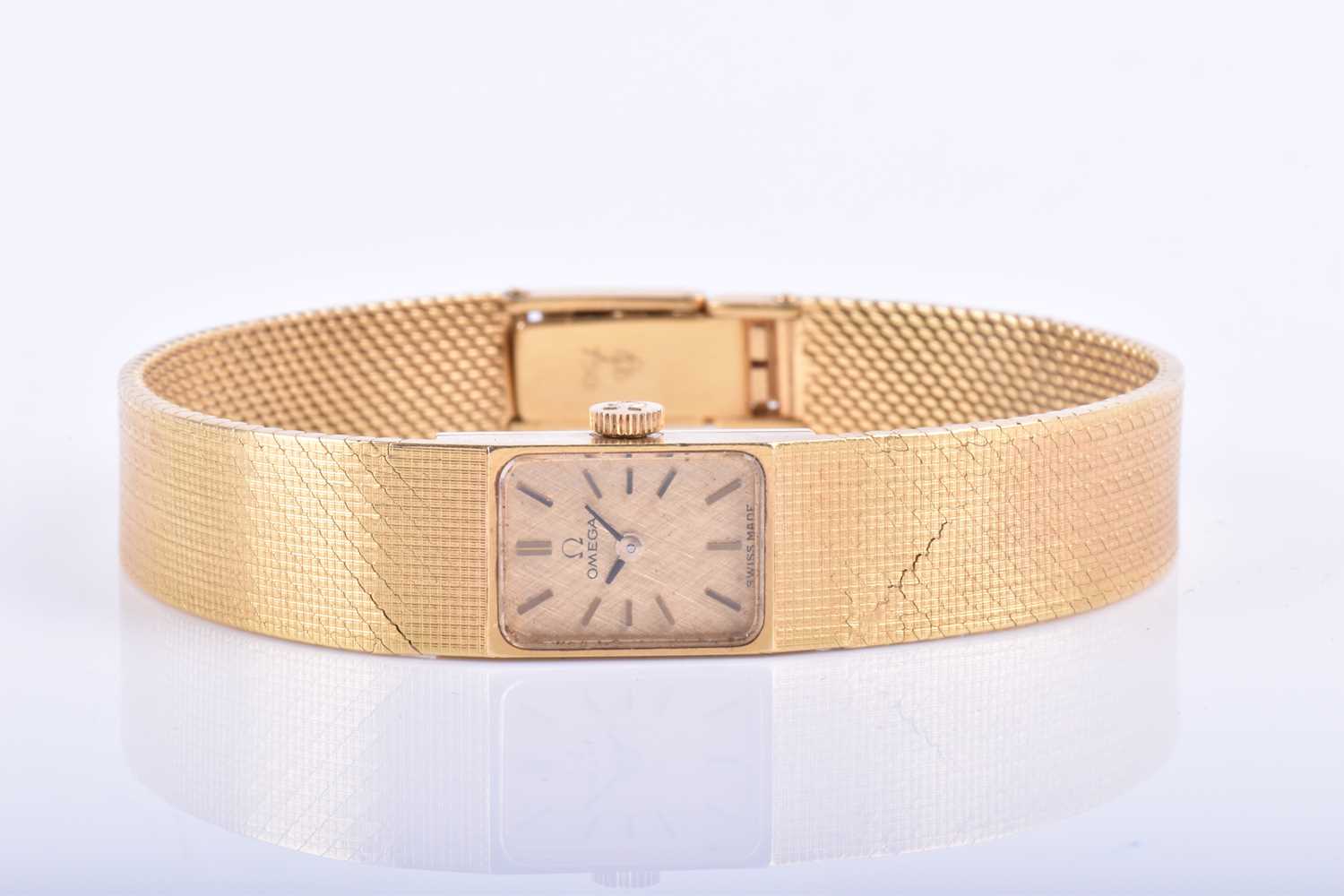 Lot 566 - An 18ct yellow gold ladies Omega cocktail...