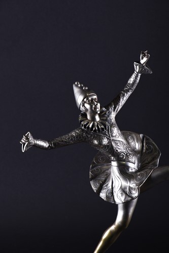 Lot 295 - A silvered bronze Art Deco figure of a female...