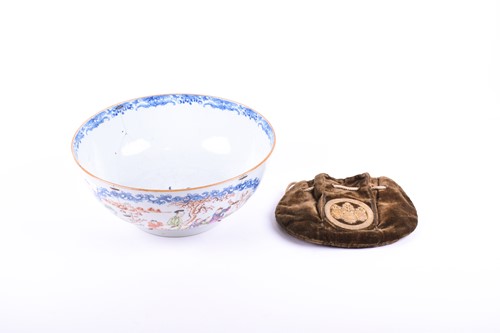 Lot 136 - An 18th century Chinese mandarin palette bowl,...