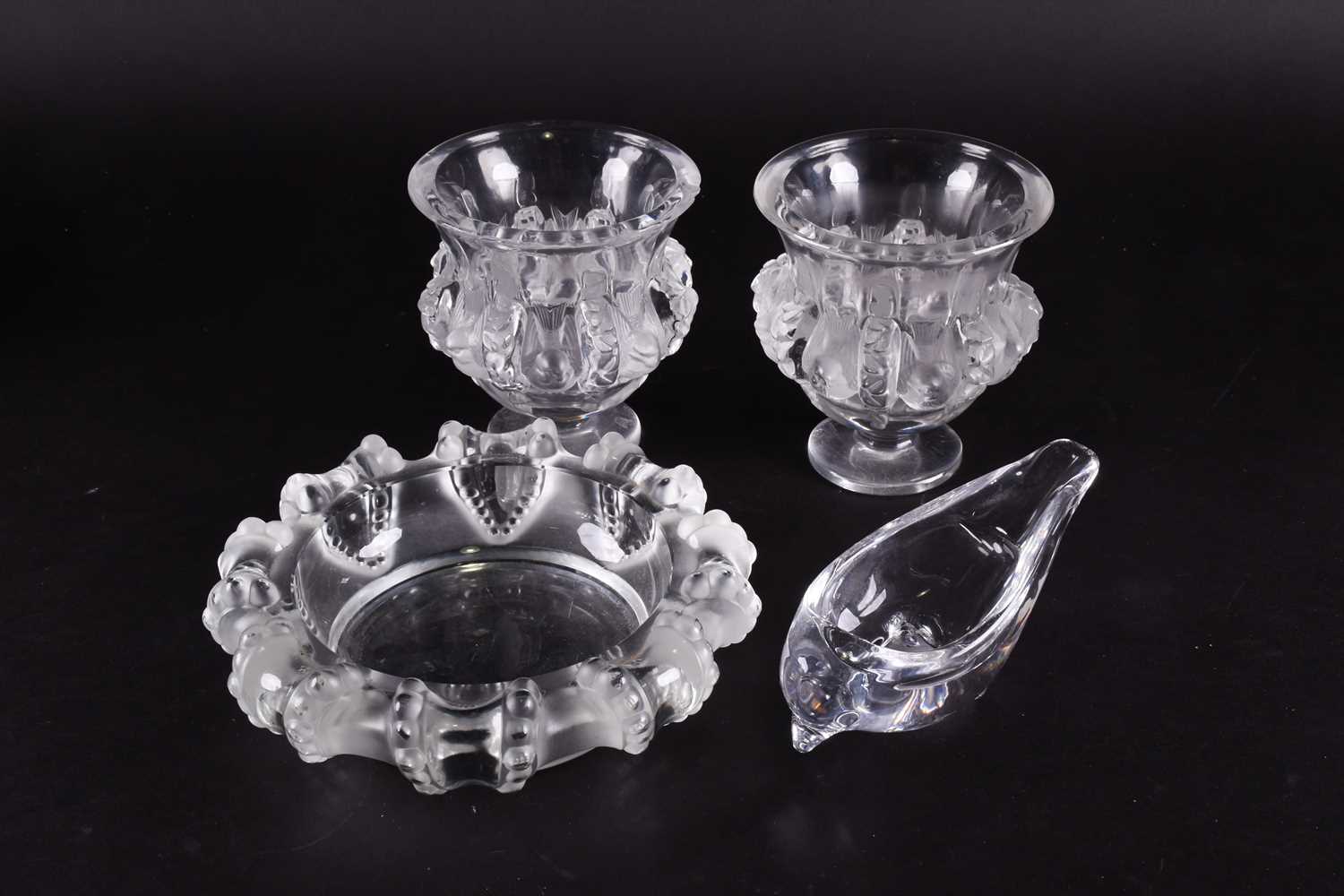 Lot 263 - A pair of Lalique pedestal vases, moulded with...