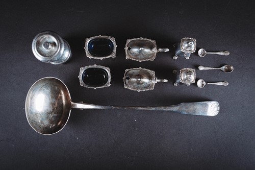 Lot 444 - A large George III Scottish silver ladle,...