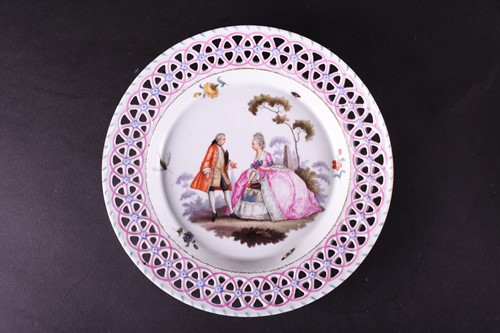 Lot 243 - A pair of Meissen Marcolini period (1774-1814)...