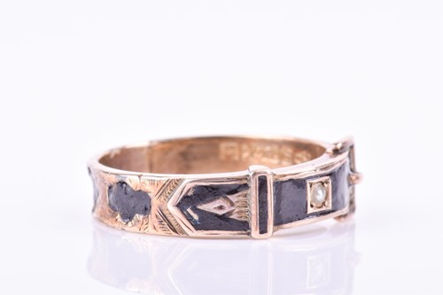 Lot 814 - A Victorian 9ct rose gold and black enamel...