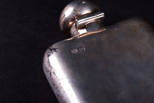 Lot 450 - An Edwardian silver hip flask, Robert Pringle...