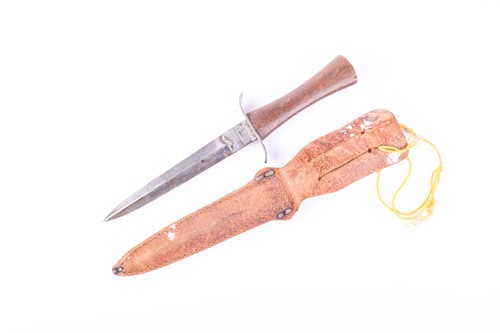 Lot 360 - A rare WW2 commando fighting knife by Cogswell...