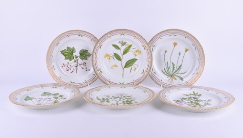 Lot 276 - A set of six 1970s Royal Copenhagen Flora...