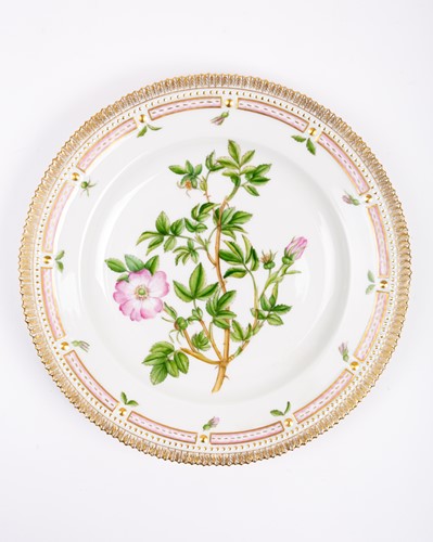 Lot 276 - A set of six 1970s Royal Copenhagen Flora...