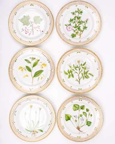Lot 276 - A set of six 1970s Royal Copenhagen Flora...
