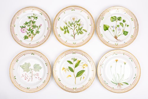 Lot 276 - A set of six 1970s Royal Copenhagen Flora...