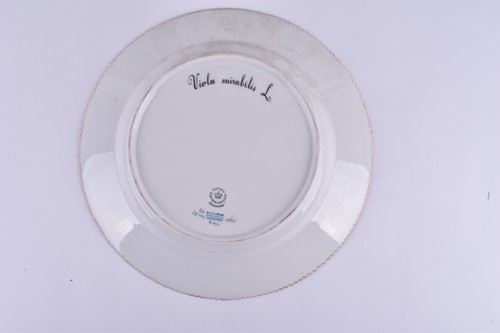 Lot 276 - A set of six 1970s Royal Copenhagen Flora...