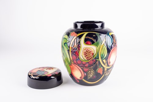 Lot 52 - A large Moorcroft 'Queens Choice' pattern...