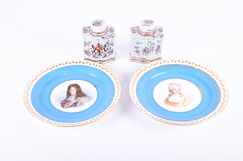 Lot 271 - A pair of Samson porcelain caddies, decorated...