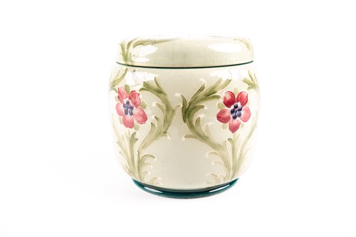 Lot 51 - William Moorcroft for James Macintyre & Co, a...