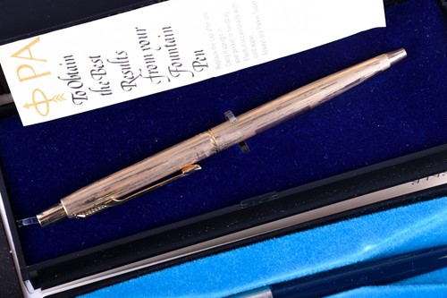 Lot 272 - A mixed group of Parker and other ballpoint...