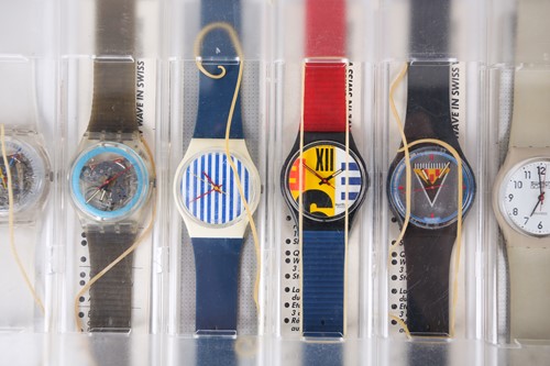 Lot 335 - A collection of Swatch collectable...