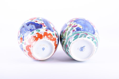Lot 250 - A near pair of Kangxi period porcelain caddies,...