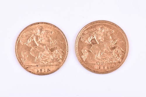 Lot 463 - A George V half sovereign dated 1913, together...