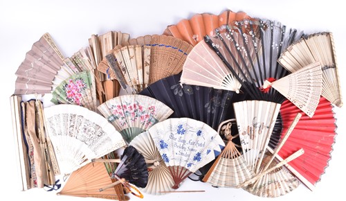 Lot 347 - A collection of ladies fans, to include two...