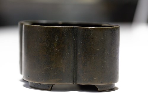 Lot 230 - A Chinese bronze censer, 18th century, of...