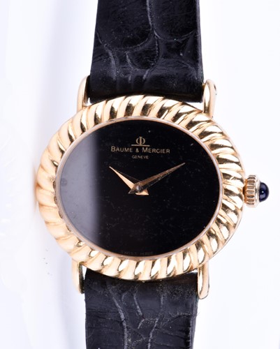 Lot 401 - A Baume and Mercier ladies wristwatch, the...