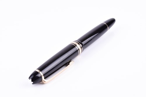 Lot 475 - A Montblanc Meisterstuck ball point pen, with...