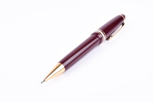 Lot 620 - A Montblanc Meisterstuck propelling pencil,...