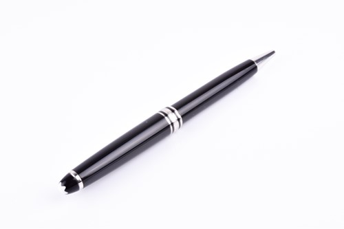 Lot 488 - A Montblanc Meisterstuck ball point pen, with...