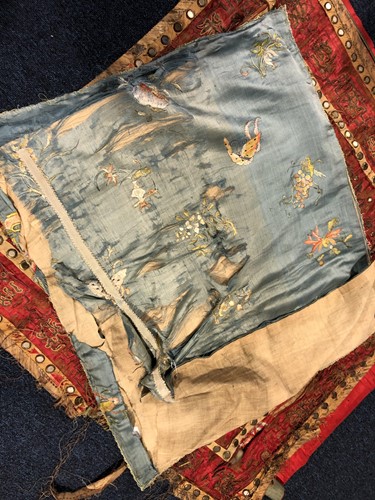 Lot 219 - A Chinese gold thread and silk embroidered...