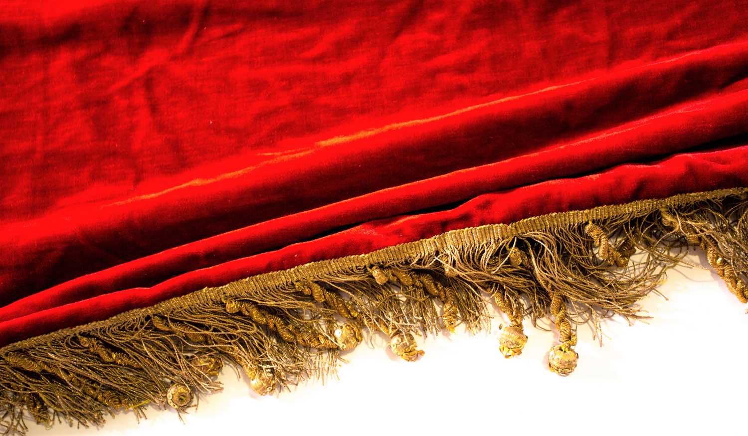 Altar Cloth Reredos Lot 250 - A large red velvet altar cloth with gold