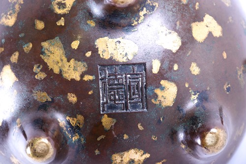 Lot 193 - 中国,青铜香炉一件