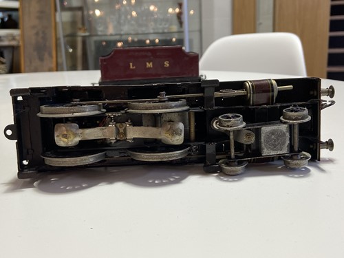 Lot 311 - A Bassett-Lowke O gauge 2-6-4 electric...