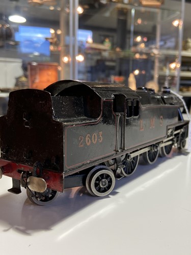 Lot 311 - A Bassett-Lowke O gauge 2-6-4 electric...