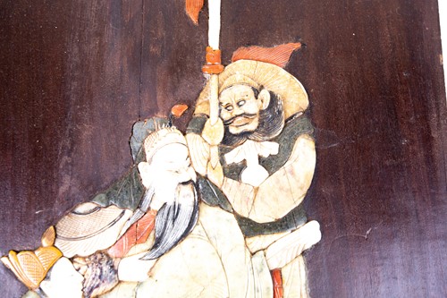 Lot 149 - 中国，嵌滑石木板画一副，19世纪中期